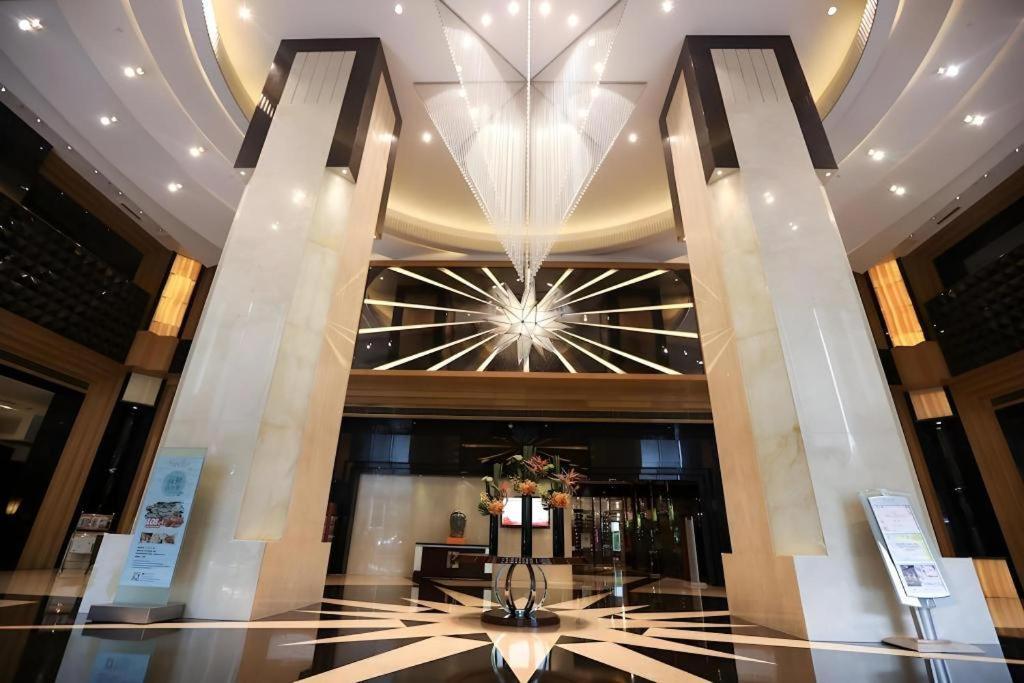Grand Soluxe Zhongyou Hotel Shanghai Esterno foto