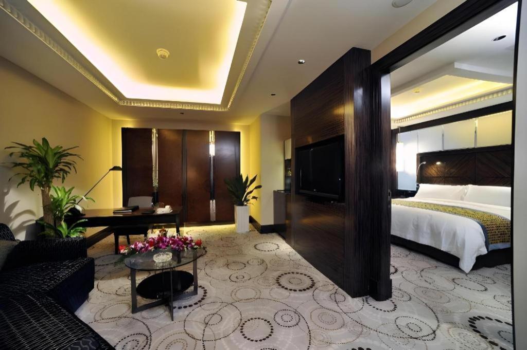 Grand Soluxe Zhongyou Hotel Shanghai Esterno foto
