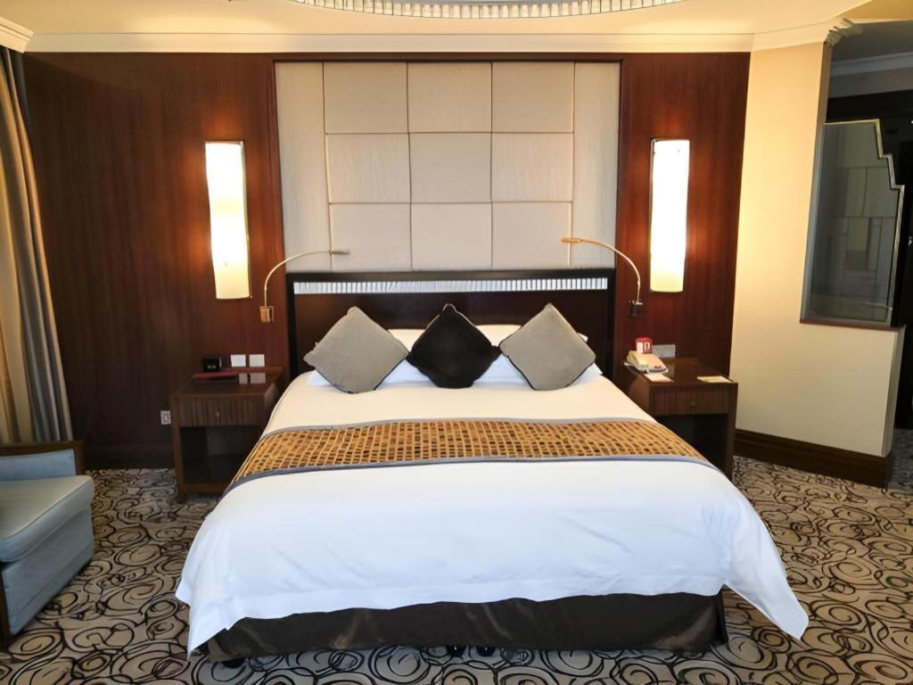 Grand Soluxe Zhongyou Hotel Shanghai Esterno foto