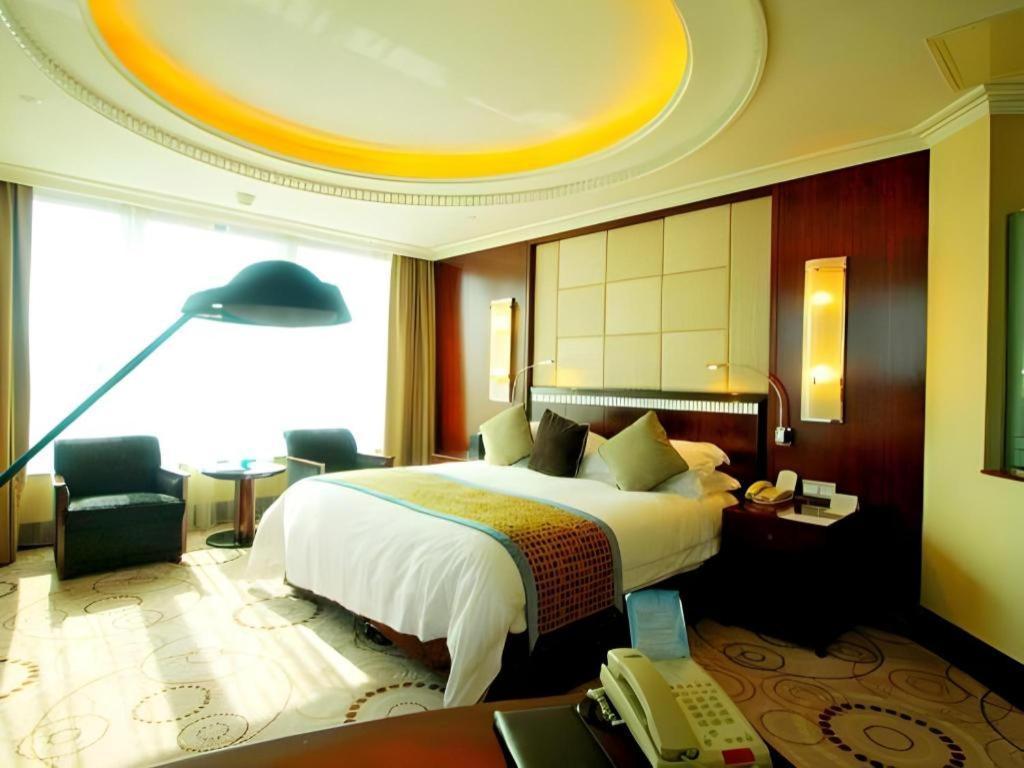 Grand Soluxe Zhongyou Hotel Shanghai Esterno foto
