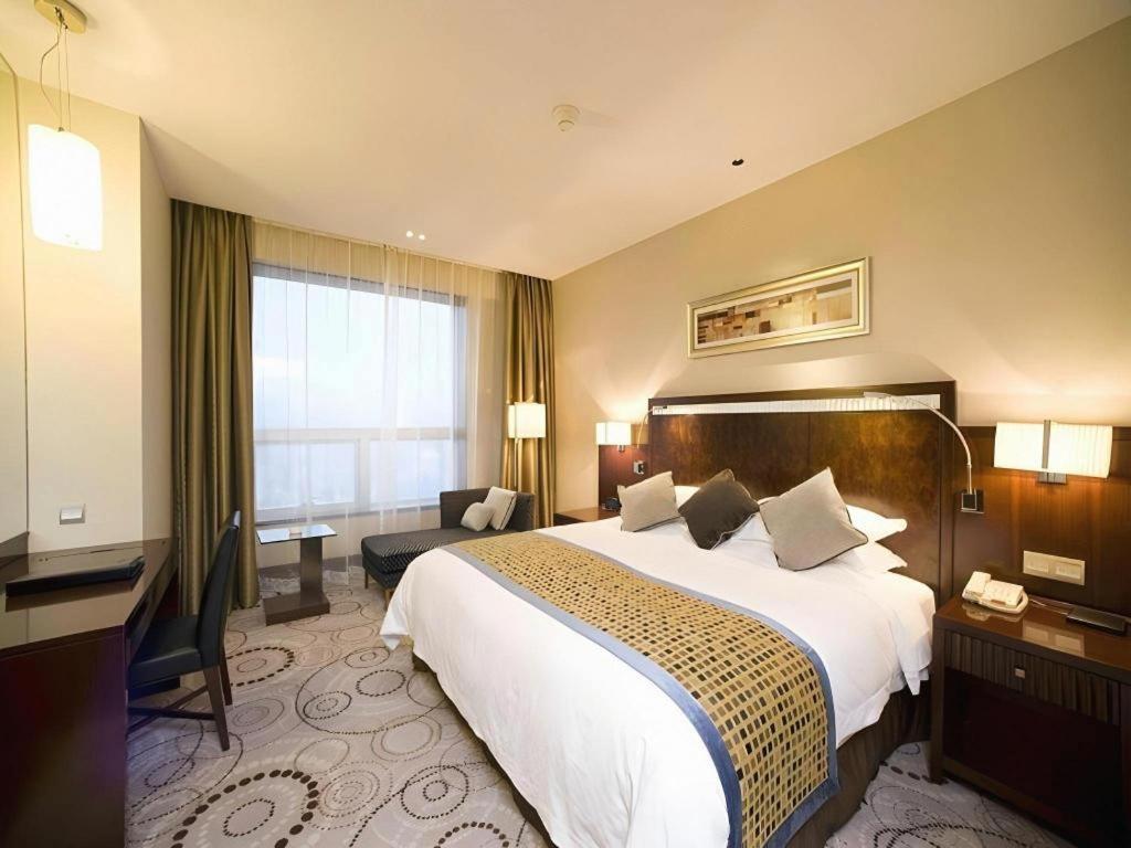 Grand Soluxe Zhongyou Hotel Shanghai Esterno foto