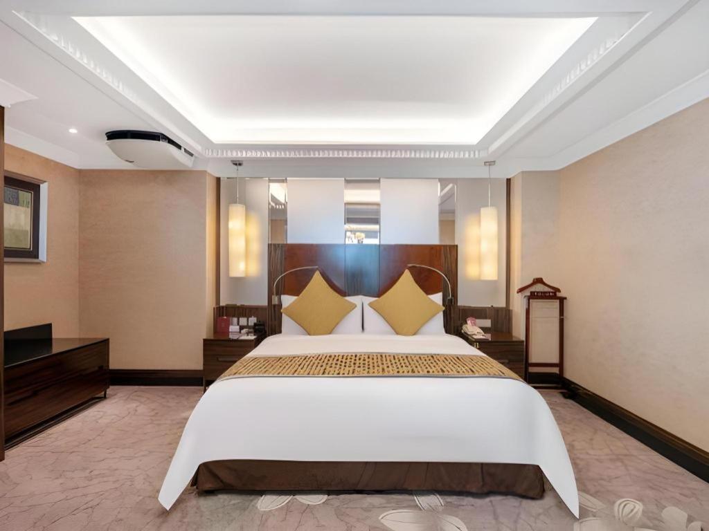 Grand Soluxe Zhongyou Hotel Shanghai Esterno foto
