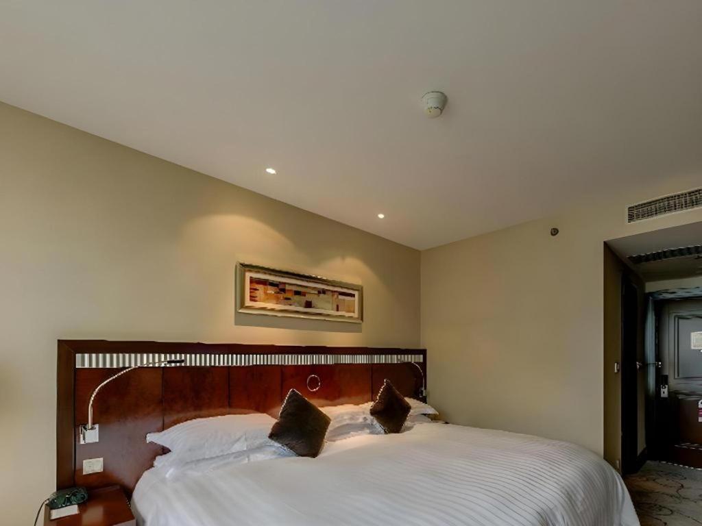 Grand Soluxe Zhongyou Hotel Shanghai Esterno foto