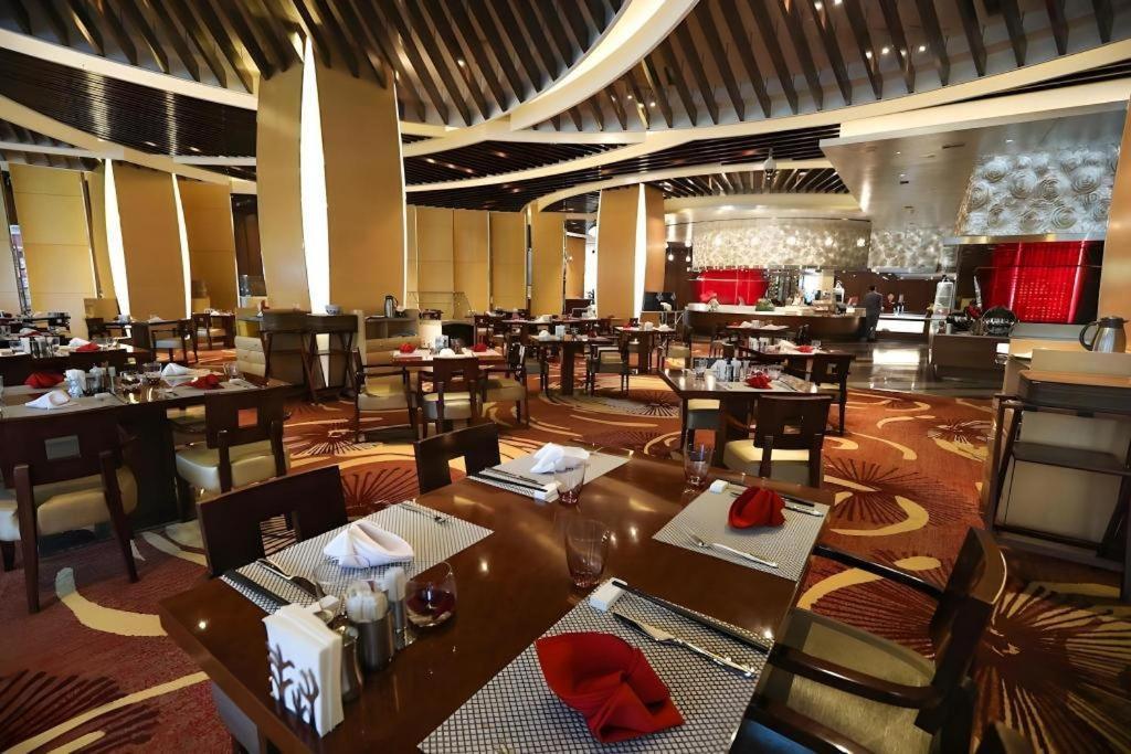 Grand Soluxe Zhongyou Hotel Shanghai Esterno foto